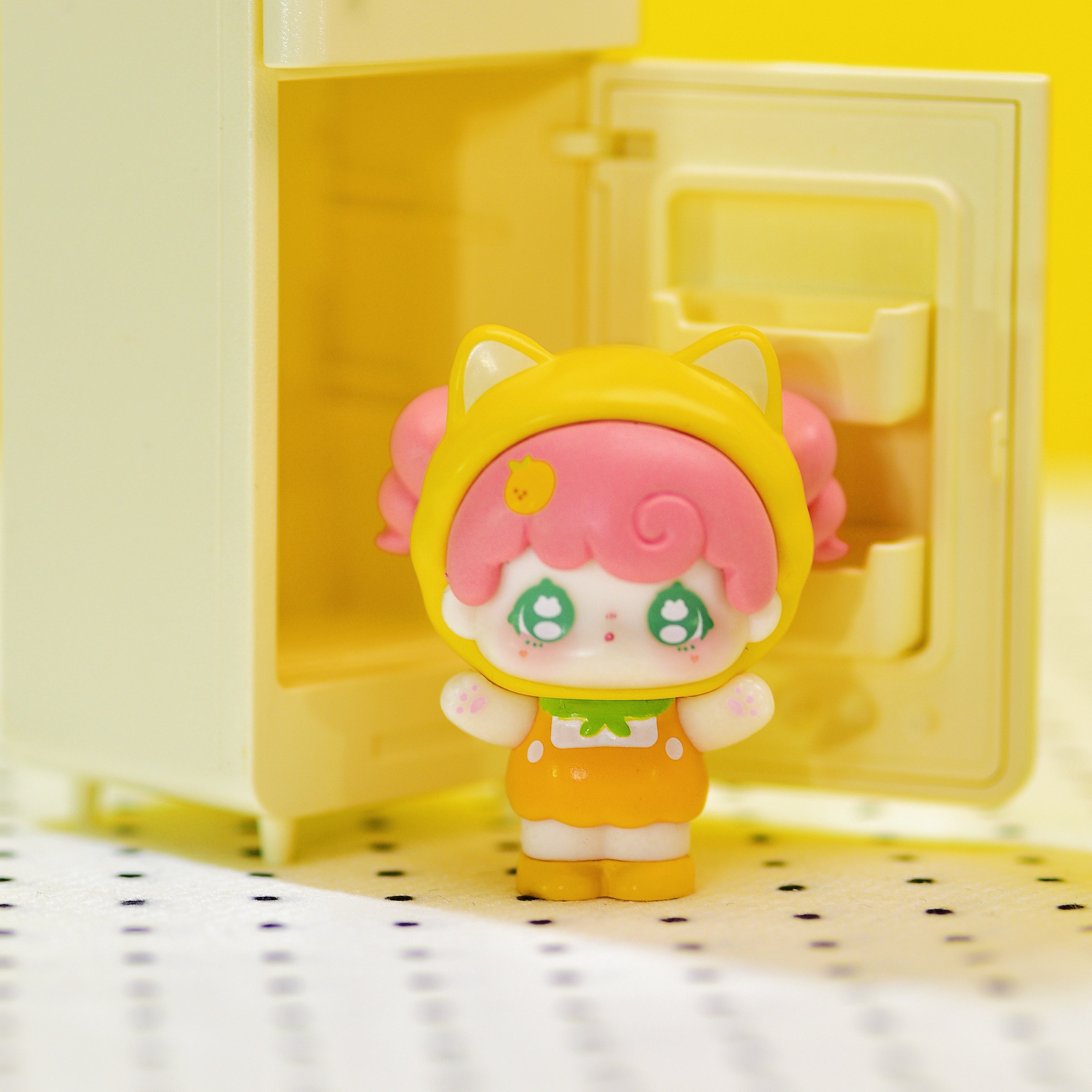 Nora Sweetheart Garden Party Blind Box Series Figures