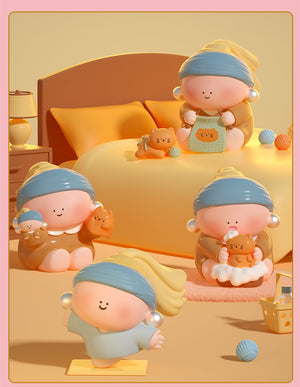TENDER MOMENTS - Girl with a Pearl Earring BLIND BOX Series Figures
