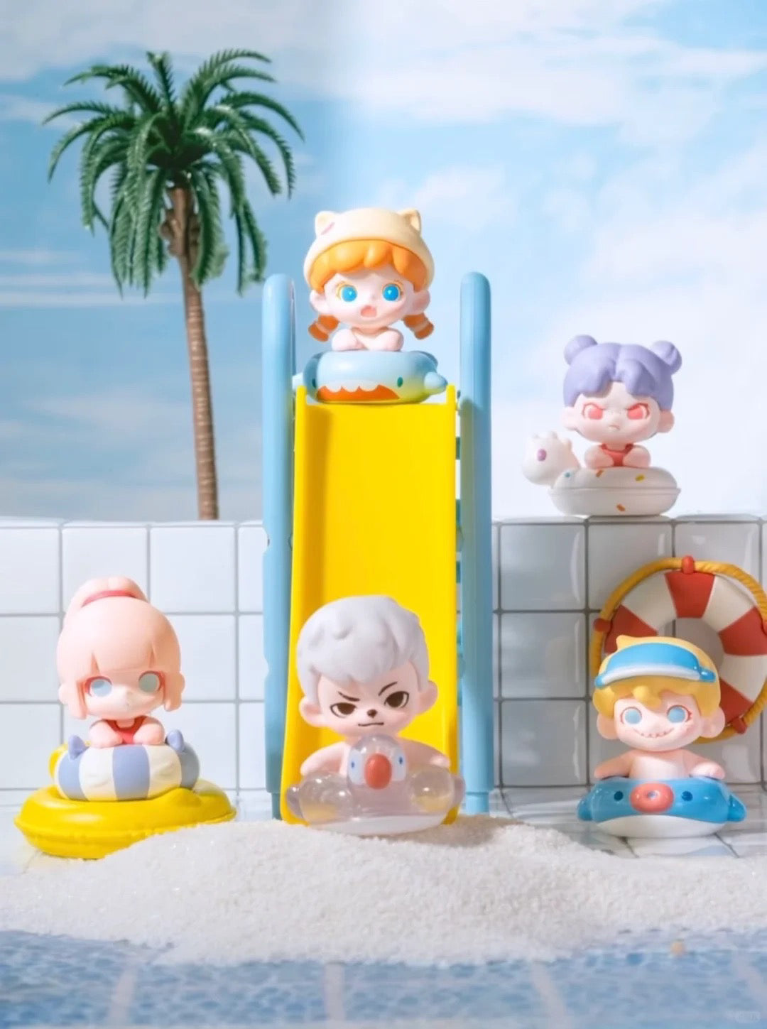 Pool party mini BLIND BOX Series Figures