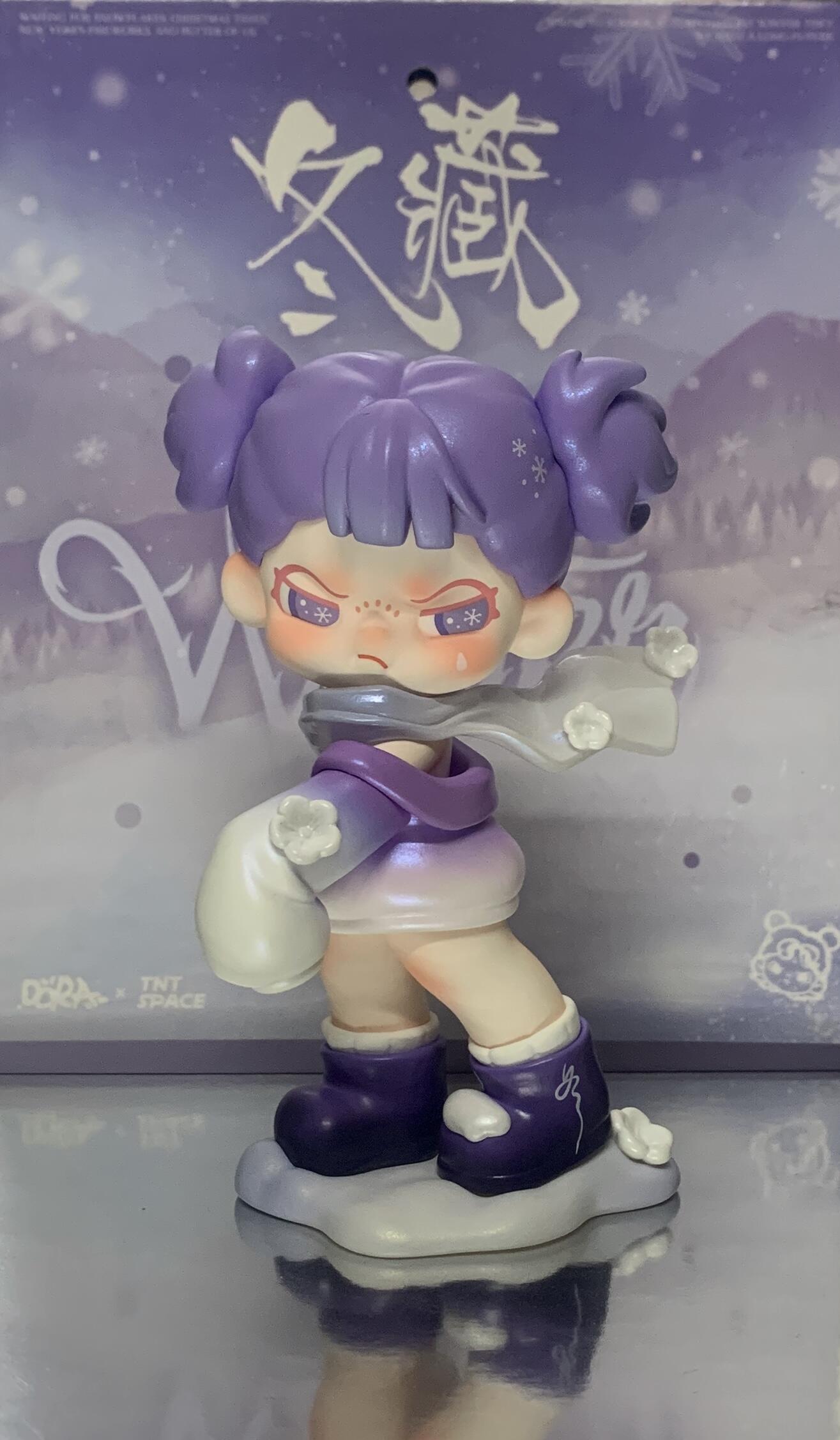 DORA Winter Collection Figure