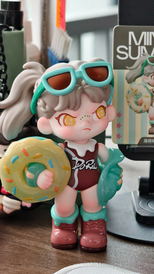 DORA Minty Summer Figurine