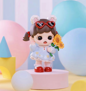 Zoraa Cuteness is Justice BLIND BOX Series Figures