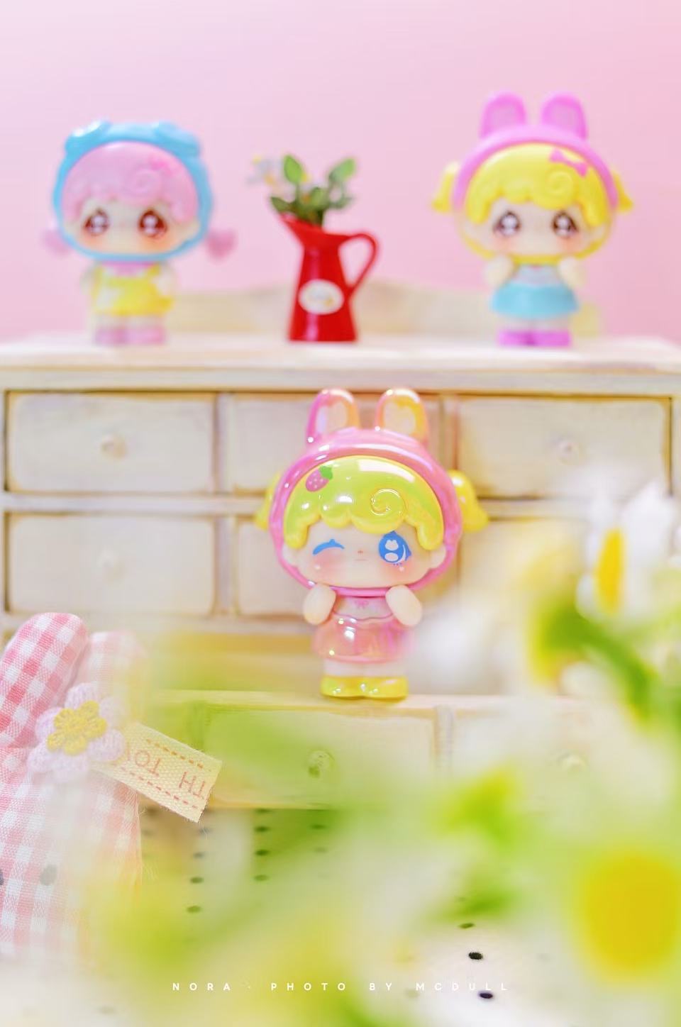 Nora Sweetheart Garden Party Blind Box Series Figures