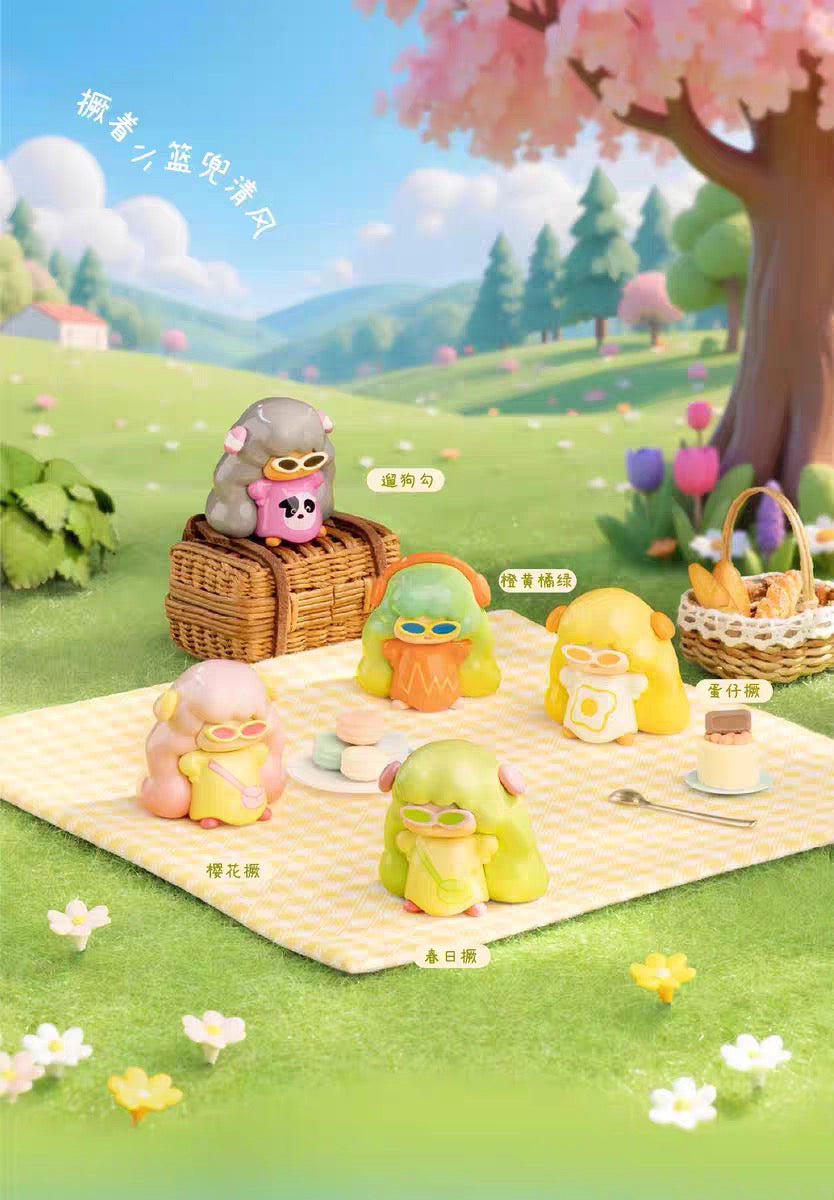 Take a holiday!Jue girl BLIND BOX Series Figures