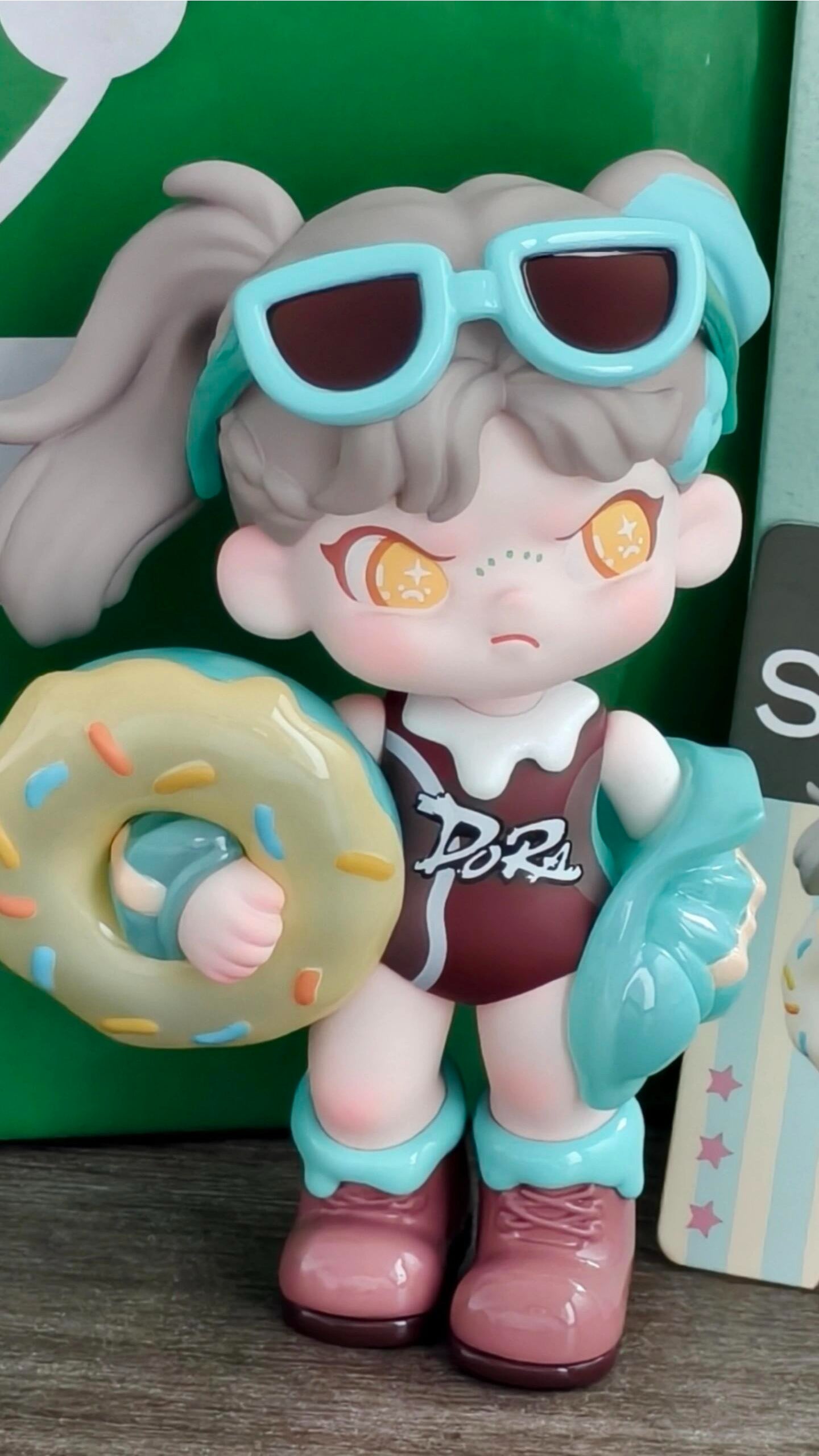 DORA Minty Summer Figurine
